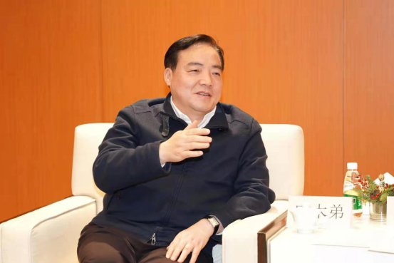 2021.1.1英国正版365官方网站党委和中共奉贤区委开展联组学习共迎建党百年435.png