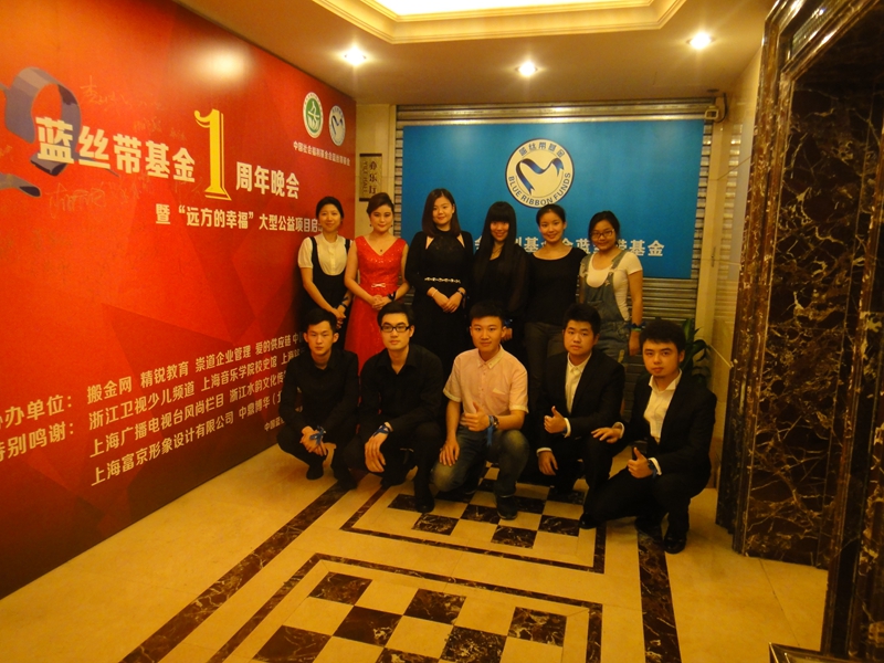 校史馆志愿者合照 附1.jpg