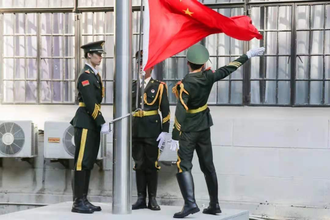 8cf6794fe080acdfc0861655792e40a.jpg