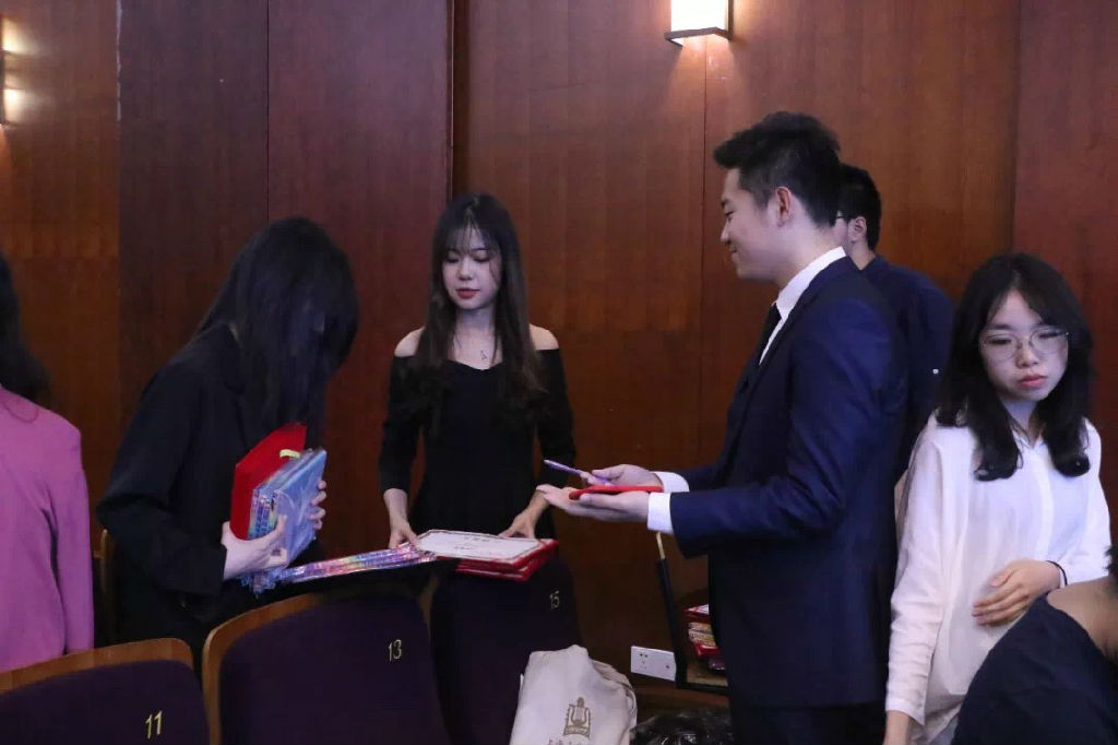 微信图片_2019052709433212.jpg